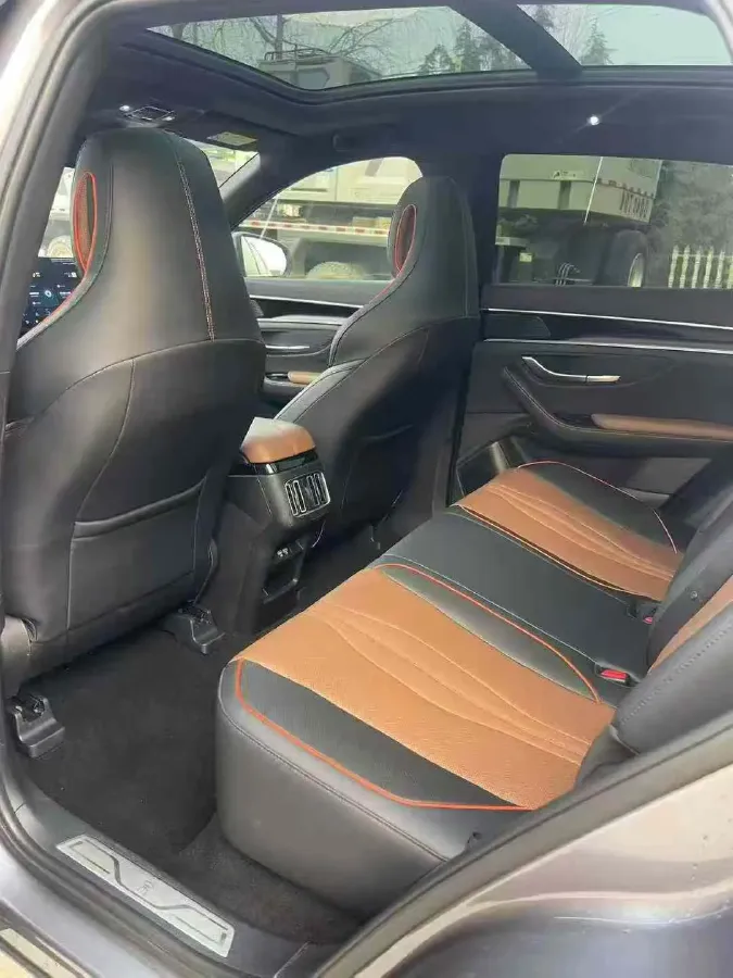 2022 Ford Mondeo 2.0T 238HP L4 8AT,autocango,china used car exporter,china ev exporter,chinese used car exporter,chinese used ev exporter