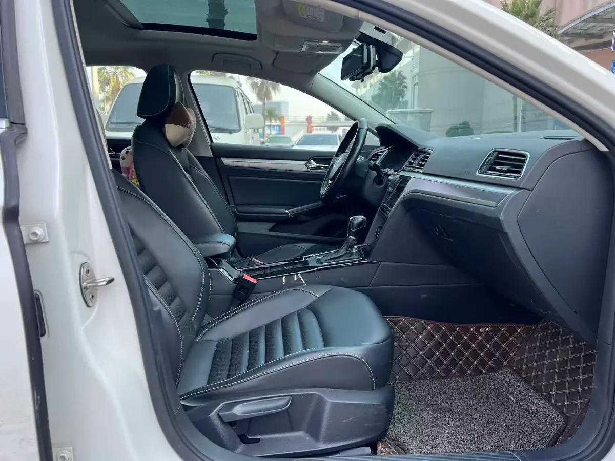 2019 Volkswagen Passat 1.4T 150HP L4 7DCT,autocango,china used car exporter,china ev exporter,chinese used car exporter,chinese used ev exporter