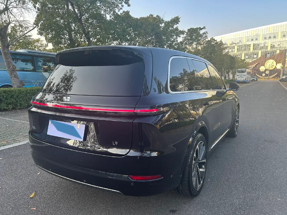 2024 Li L9 Range Extended 154HP REEV 52.3KWH,autocango,china used car exporter,china ev exporter,chinese used car exporter,chinese used ev exporter