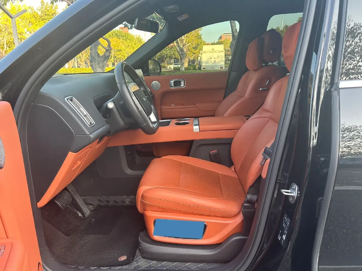 2024 Li L9 Range Extended 154HP REEV 52.3KWH,autocango,china used car exporter,china ev exporter,chinese used car exporter,chinese used ev exporter