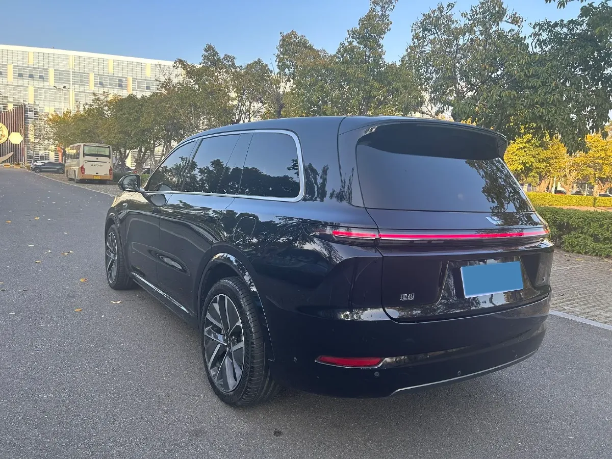 2024 Li L9 Range Extended 154HP REEV 52.3KWH,autocango,china used car exporter,china ev exporter,chinese used car exporter,chinese used ev exporter