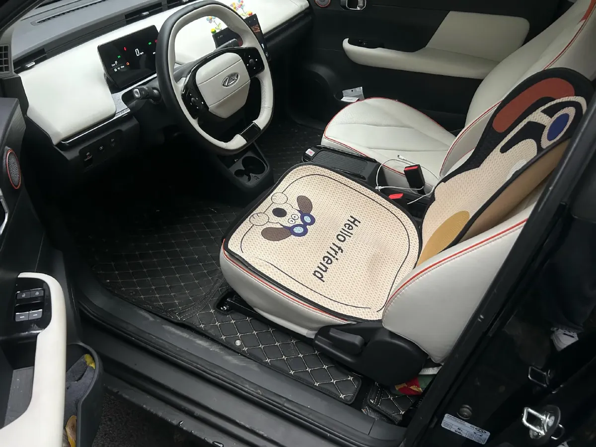 2024 Ruichi Auto EC71 BEV 41.85KWH,autocango,china used car exporter,china ev exporter,chinese used car exporter,chinese used ev exporter