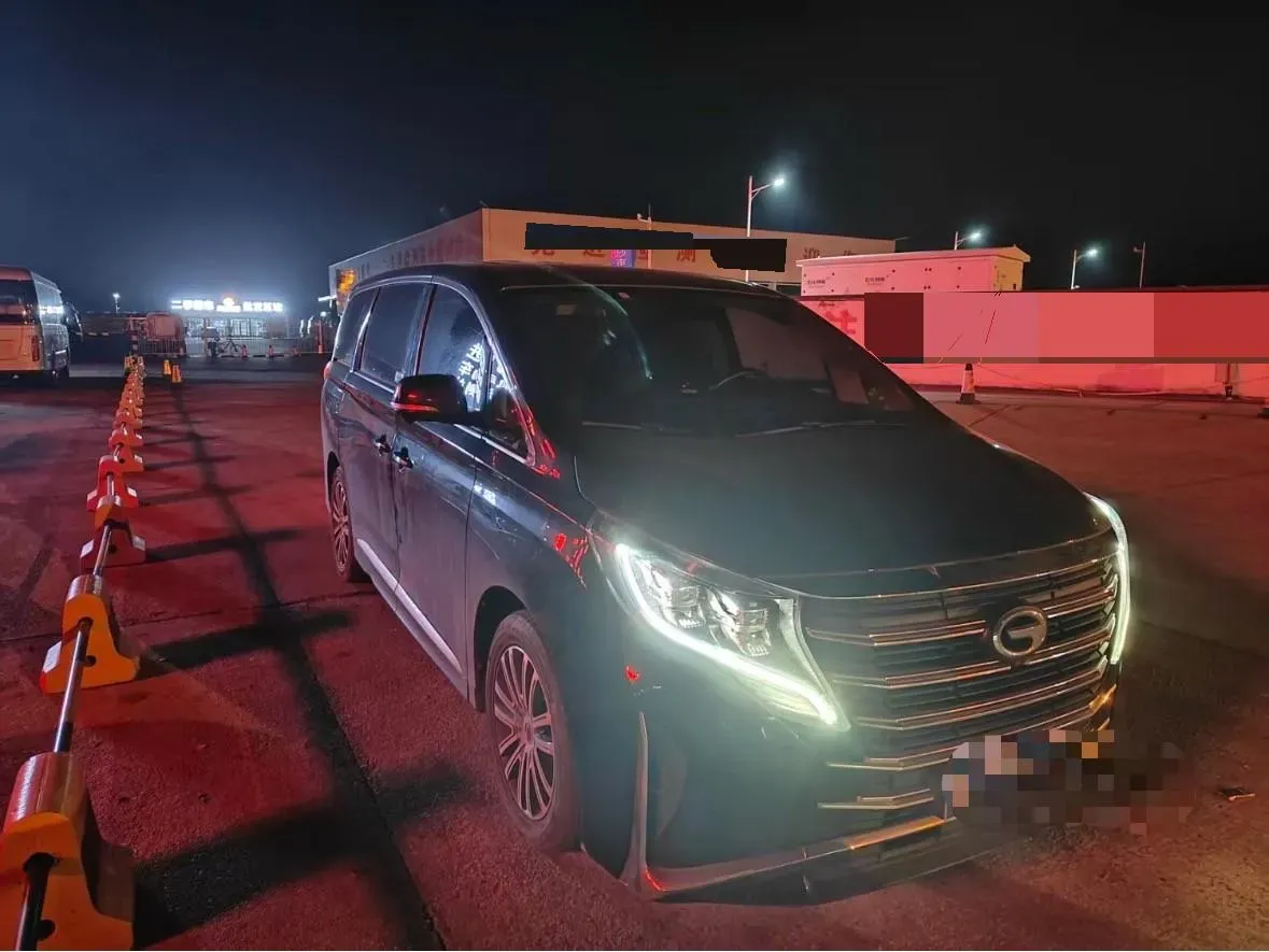 2021 GAC Trumpchi M8 2.0T 252HP L4 8AT,autocango,china used car exporter,china ev exporter,chinese used car exporter,chinese used ev exporter