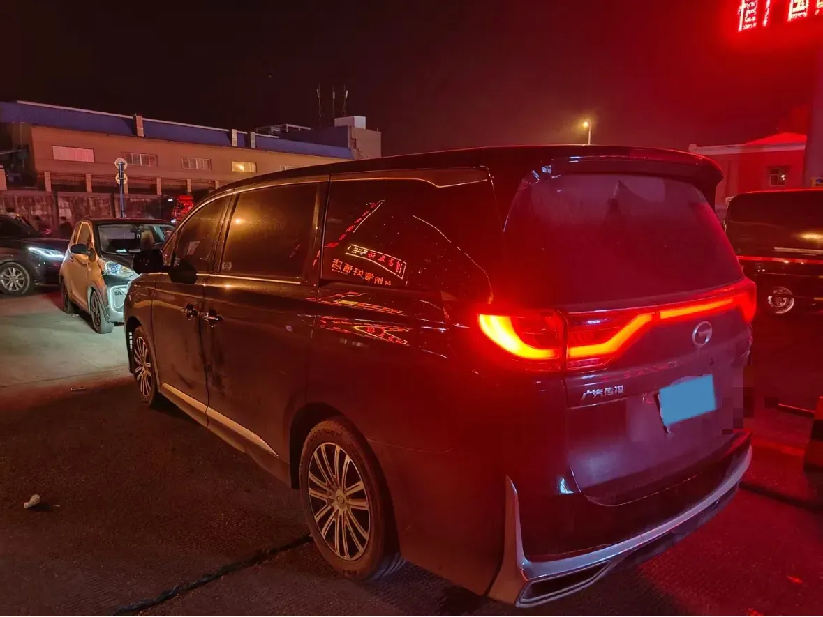 2021 GAC Trumpchi M8 2.0T 252HP L4 8AT,autocango,china used car exporter,china ev exporter,chinese used car exporter,chinese used ev exporter