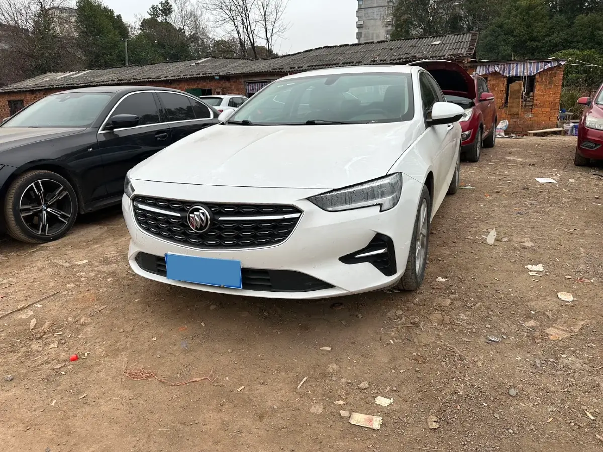 2020 Buick Regal 1.5T 169HP L4 9AT