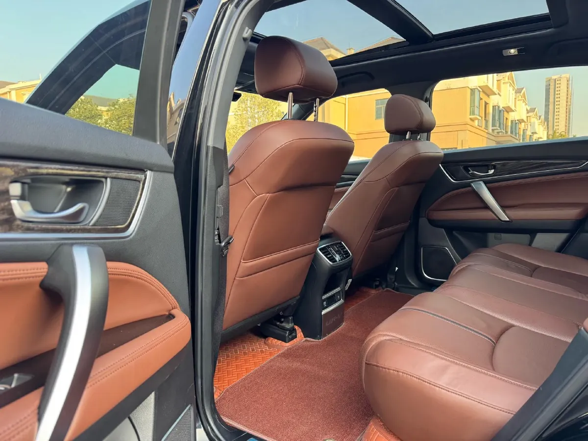 2020 Honda UR-V 2.0T 272HP L4 9AT,autocango,china used car exporter,china ev exporter,chinese used car exporter,chinese used ev exporter