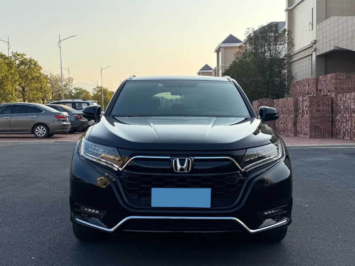 2020 Honda UR-V 2.0T 272HP L4 9AT,autocango,china used car exporter,china ev exporter,chinese used car exporter,chinese used ev exporter
