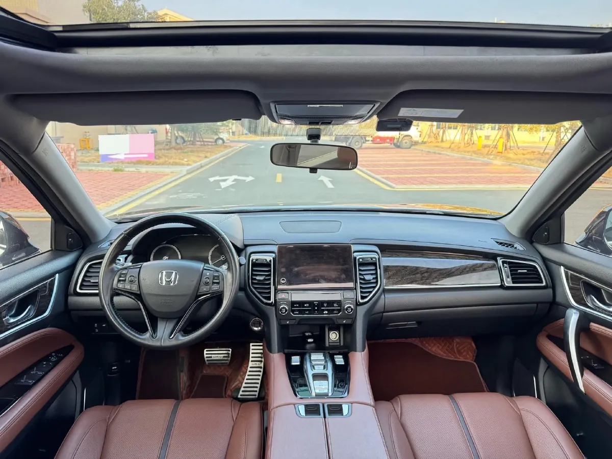 2020 Honda UR-V 2.0T 272HP L4 9AT,autocango,china used car exporter,china ev exporter,chinese used car exporter,chinese used ev exporter