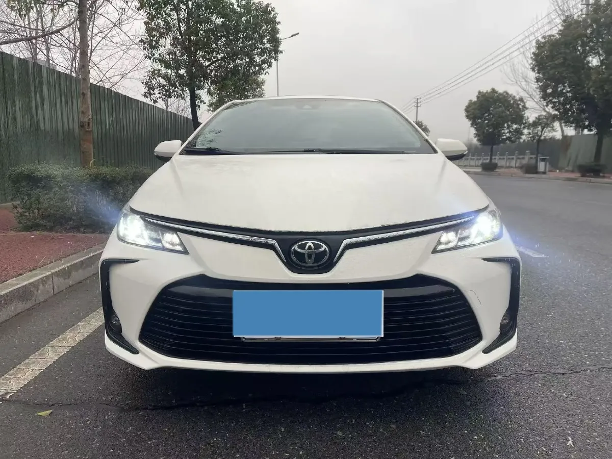 2022 Toyota Corolla 1.2T 116HP L4 CVT,autocango,china used car exporter,china ev exporter,chinese used car exporter,chinese used ev exporter