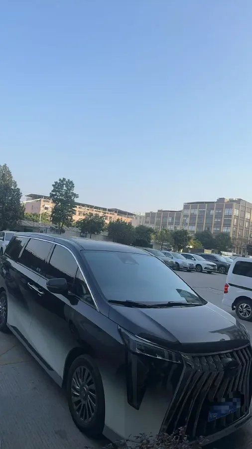 2023 GAC Trumpchi M8 2.0T 252HP L4 8AT,autocango,china used car exporter,china ev exporter,chinese used car exporter,chinese used ev exporter