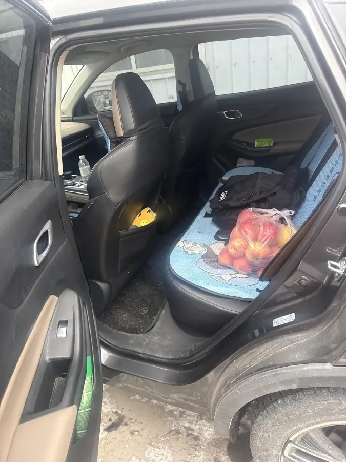 2022 ChangAn Oshan X7 Plus 1.5T 188HP L4 7DCT,autocango,china used car exporter,china ev exporter,chinese used car exporter,chinese used ev exporter