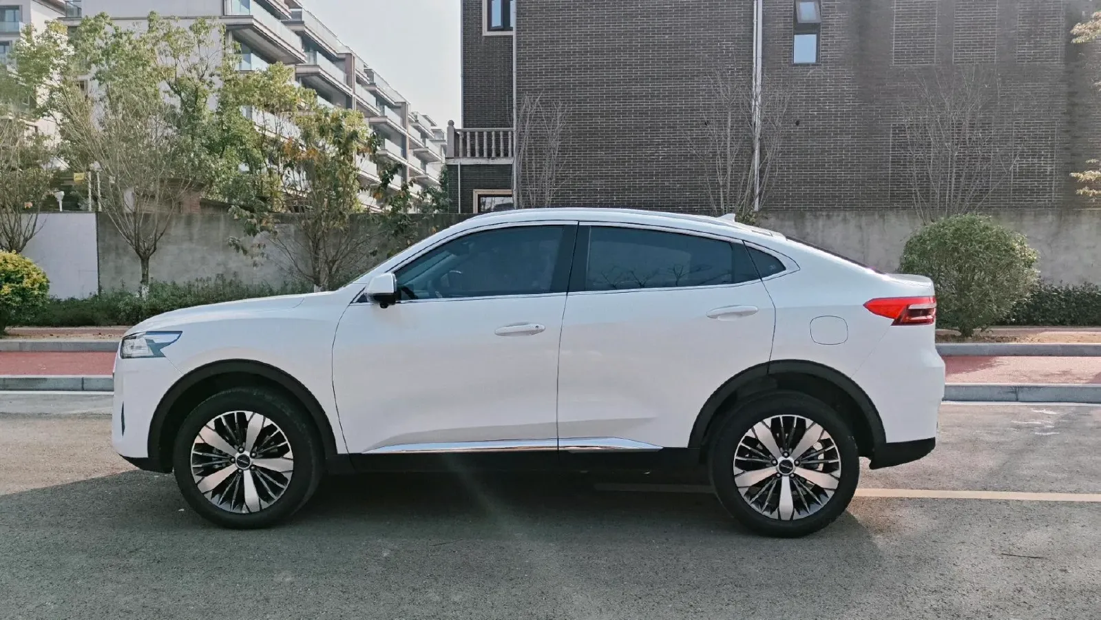 2021 Haval F7x 1.5T 169HP L4 7DCT,autocango,china used car exporter,china ev exporter,chinese used car exporter,chinese used ev exporter