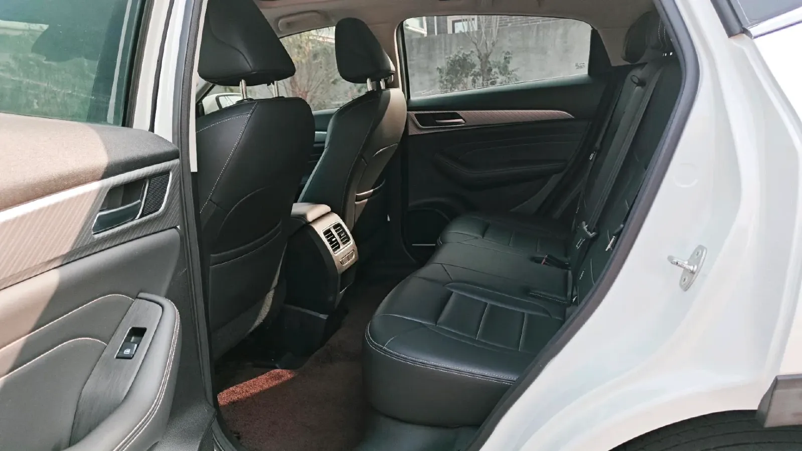 2021 Haval F7x 1.5T 169HP L4 7DCT,autocango,china used car exporter,china ev exporter,chinese used car exporter,chinese used ev exporter