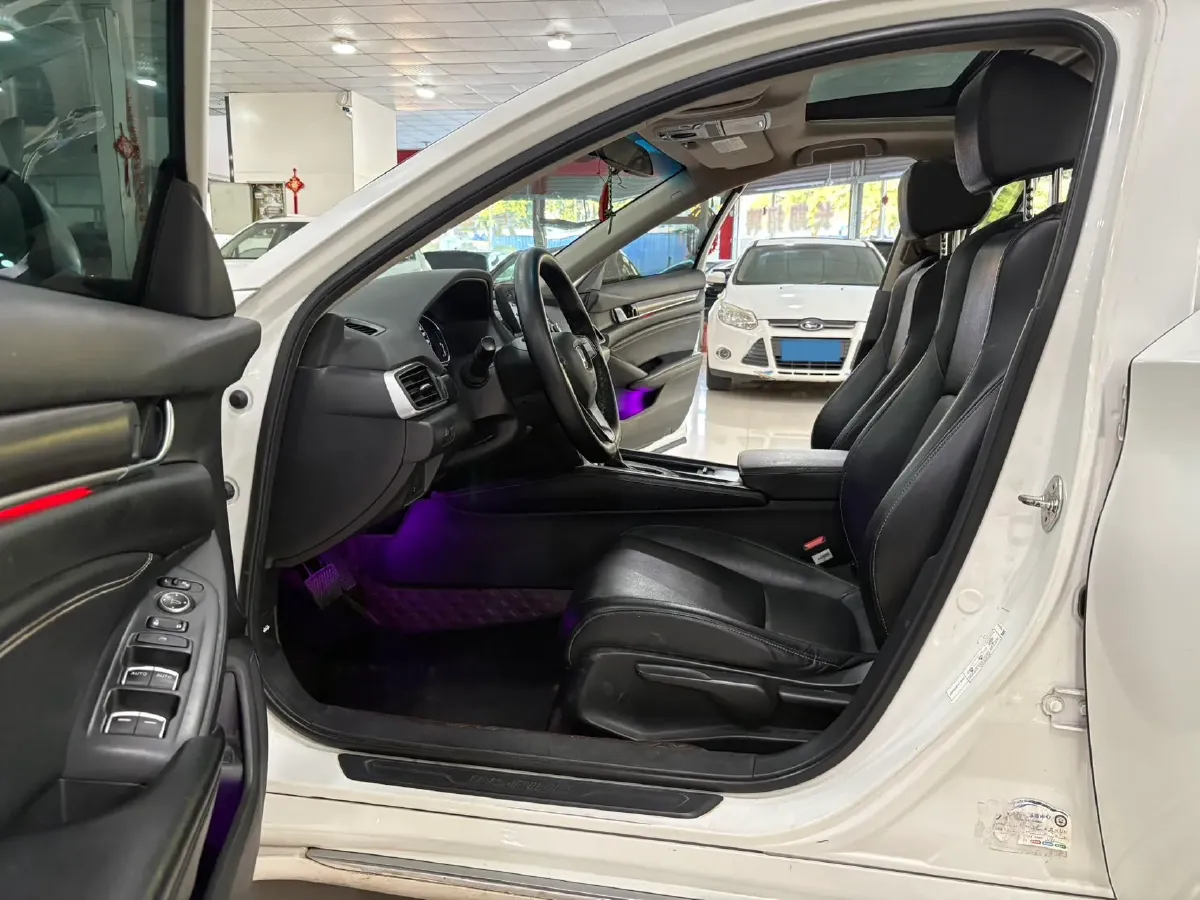 2019 Honda Inspire 1.5T 194HP L4 CVT,autocango,china used car exporter,china ev exporter,chinese used car exporter,chinese used ev exporter
