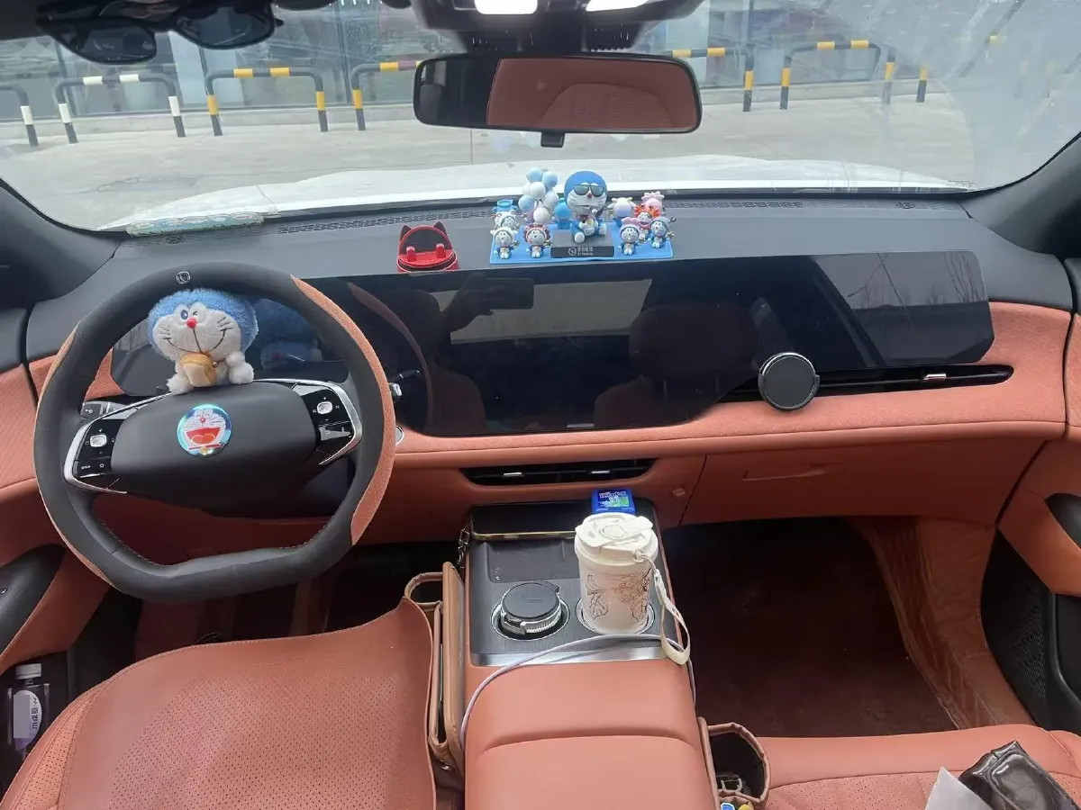 2025 ChangAn CS75 Plus 2.0T 233HP L4 8AT,autocango,china used car exporter,china ev exporter,chinese used car exporter,chinese used ev exporter