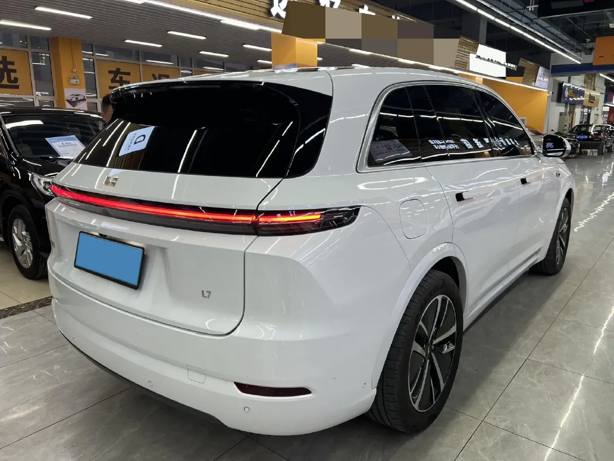 2024 Li L7 Range Extended 154HP REEV 42.8KWH,autocango,china used car exporter,china ev exporter,chinese used car exporter,chinese used ev exporter