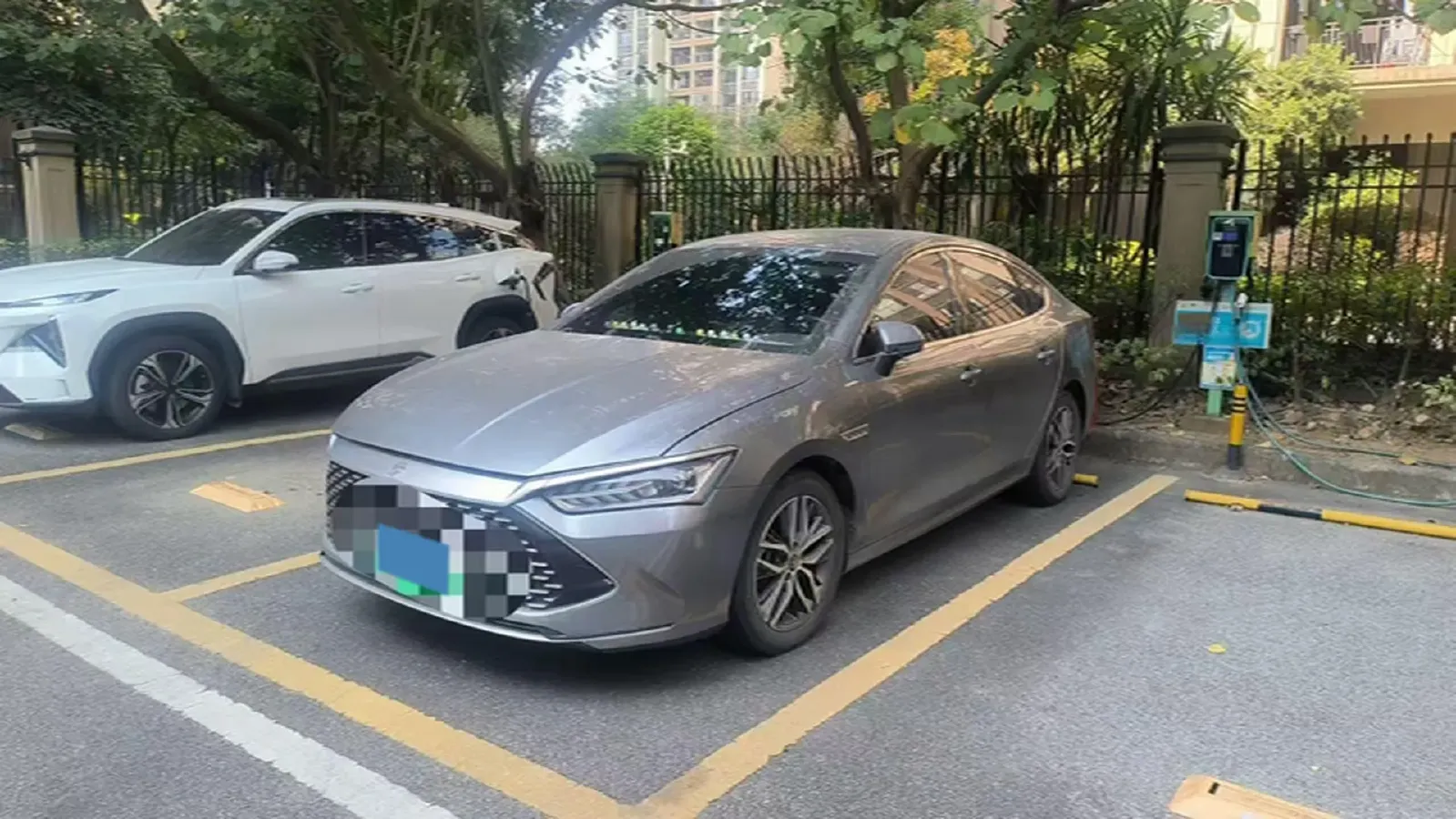 2021 Haval F7 1.5T 169HP L4 7DCT,autocango,china used car exporter,china ev exporter,chinese used car exporter,chinese used ev exporter