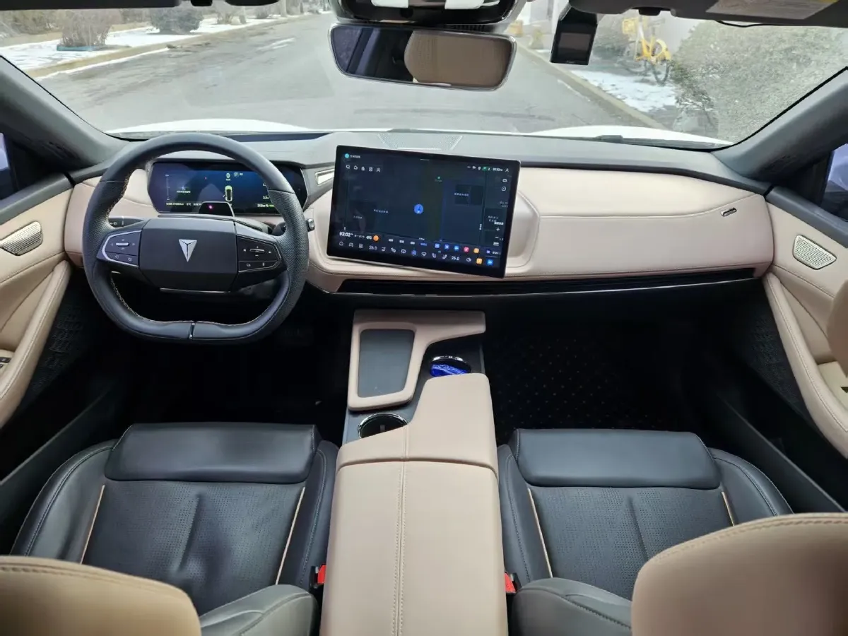 2022 DongFeng Forthing LingZhi EV BEV 68.4KWH,autocango,china used car exporter,china ev exporter,chinese used car exporter,chinese used ev exporter