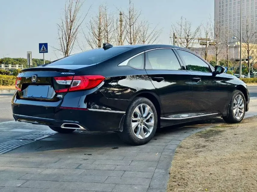 2021 Honda Accord 1.5T 194HP L4 CVT,autocango,china used car exporter,china ev exporter,chinese used car exporter,chinese used ev exporter