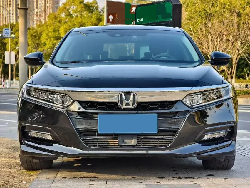 2021 Honda Accord 1.5T 194HP L4 CVT,autocango,china used car exporter,china ev exporter,chinese used car exporter,chinese used ev exporter