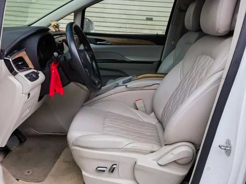 2018 Buick GL8 2.0T 260HP L4 6AT,autocango,china used car exporter,china ev exporter,chinese used car exporter,chinese used ev exporter