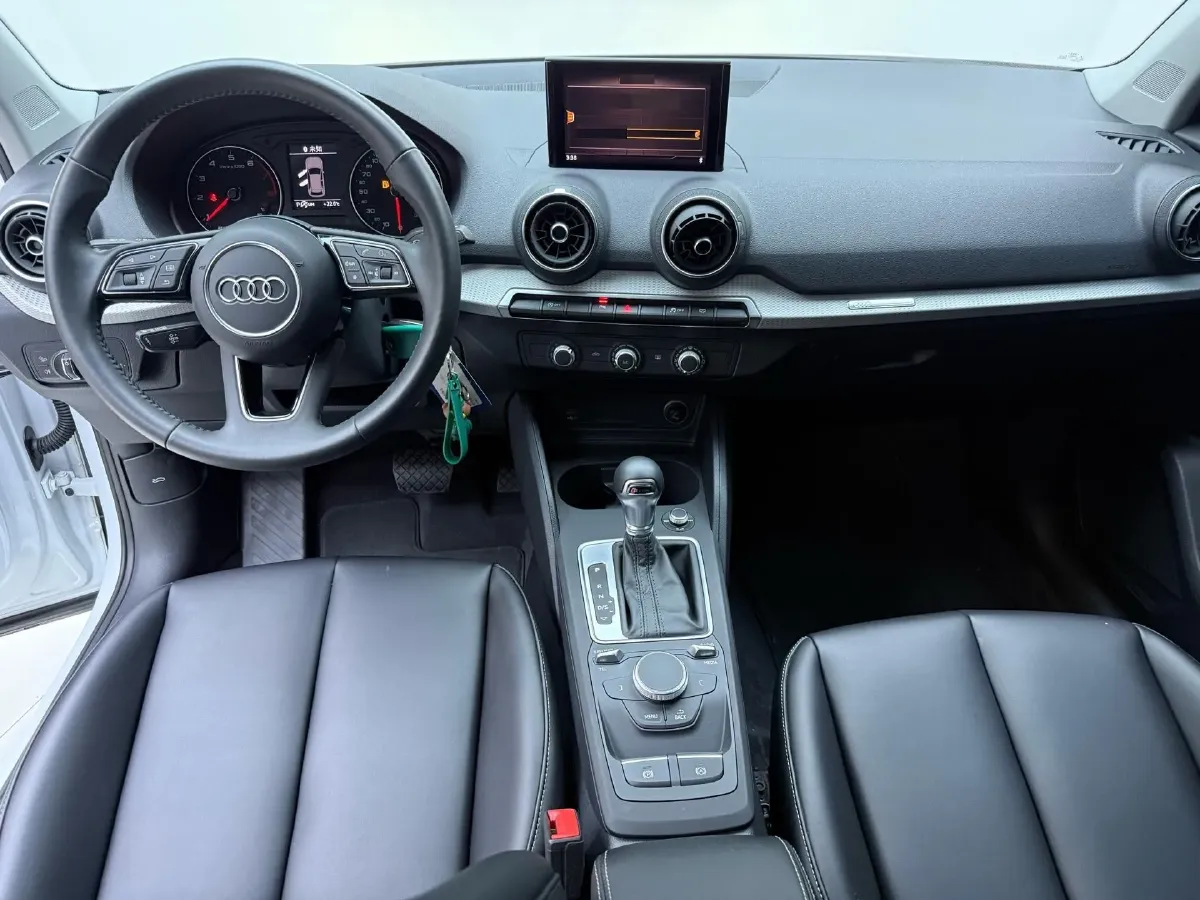 2021 Audi Q2L 1.4T 150HP L4 7DCT,autocango,china used car exporter,china ev exporter,chinese used car exporter,chinese used ev exporter