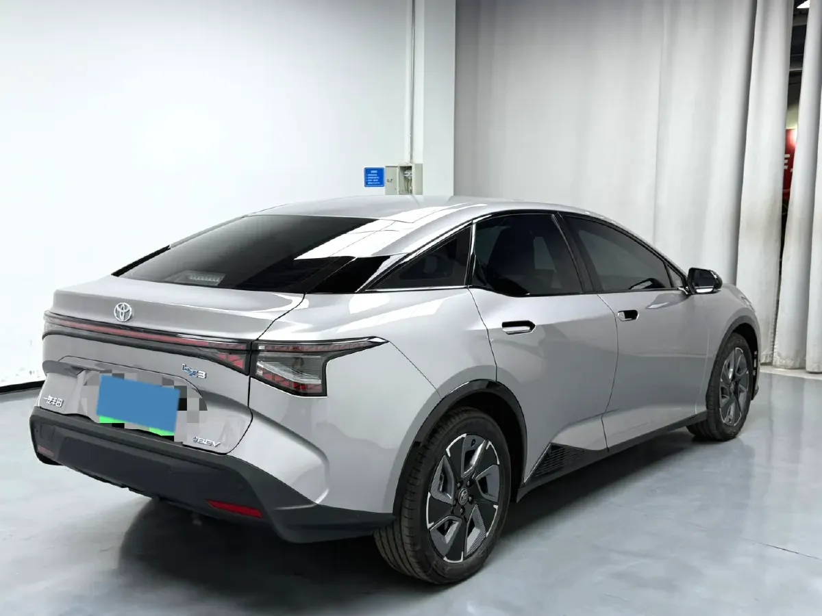 2024 Toyota bZ3 BEV 49.92KWH,autocango,china used car exporter,china ev exporter,chinese used car exporter,chinese used ev exporter