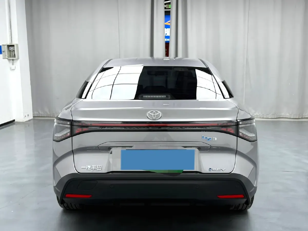 2024 Toyota bZ3 BEV 49.92KWH,autocango,china used car exporter,china ev exporter,chinese used car exporter,chinese used ev exporter