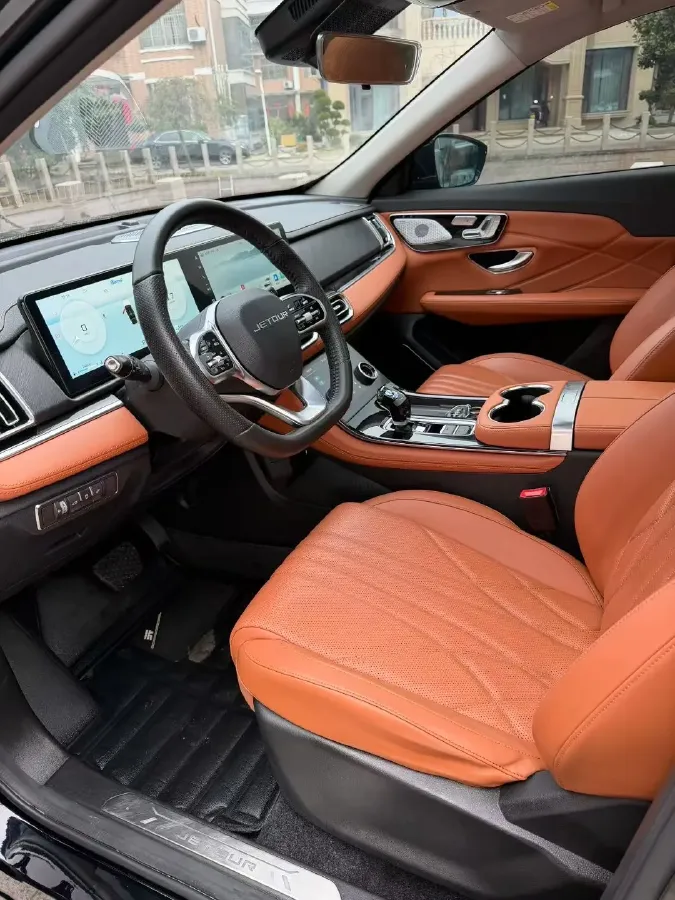 2025 Jetour X70 Plus 1.5T 184HP L4 7DCT,autocango,china used car exporter,china ev exporter,chinese used car exporter,chinese used ev exporter