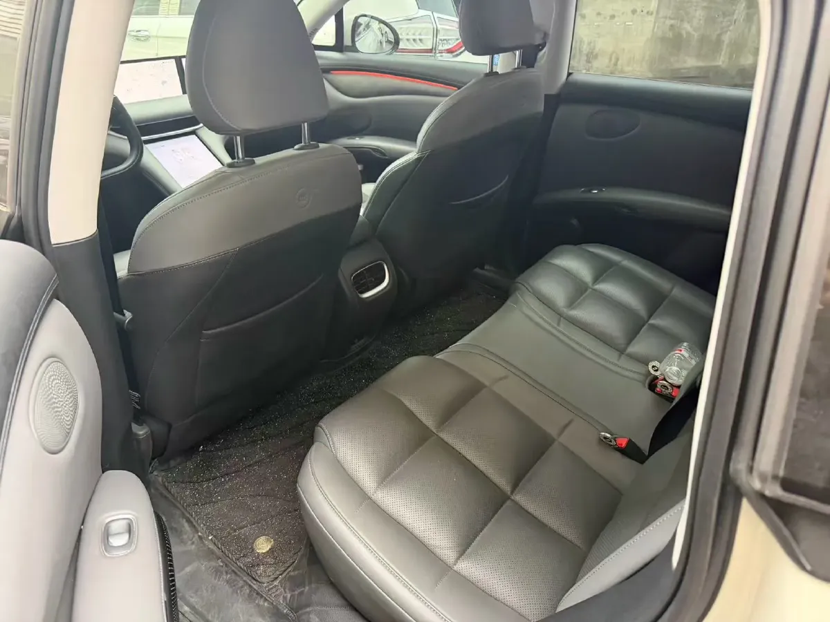 2023 IM LS6 BEV 71KWH,autocango,china used car exporter,china ev exporter,chinese used car exporter,chinese used ev exporter