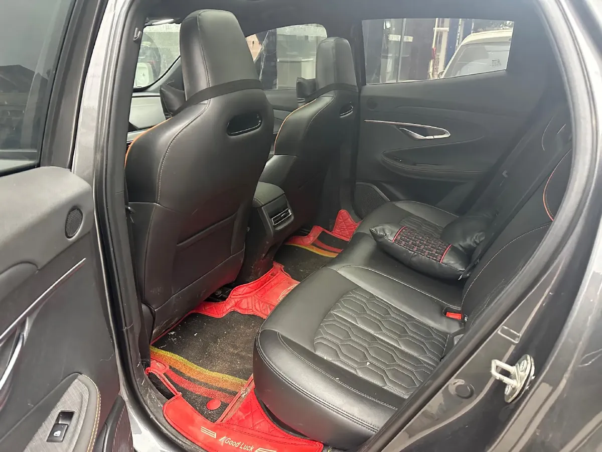 2022 ChangAn UNI-T 1.5T 188HP L4 7DCT,autocango,china used car exporter,china ev exporter,chinese used car exporter,chinese used ev exporter