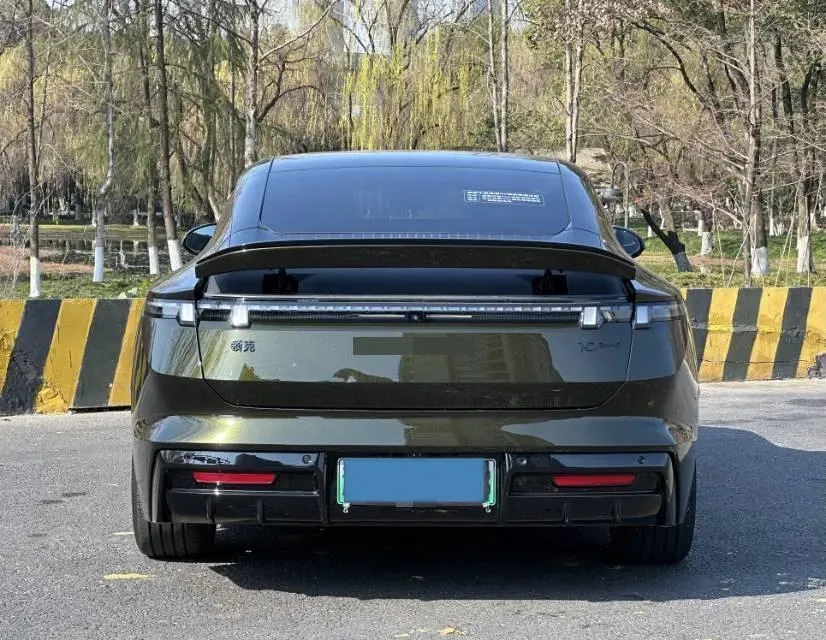 2025 LYNK&CO 10 EM-P 1.5T 163HP L4 3DHT PHEV,autocango,china used car exporter,china ev exporter,chinese used car exporter,chinese used ev exporter