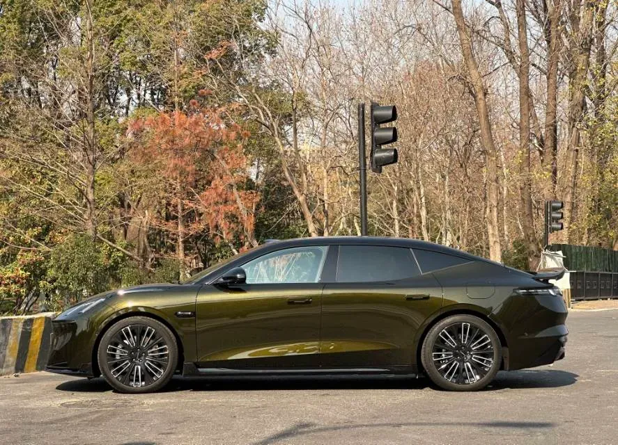 2025 LYNK&CO 10 EM-P 1.5T 163HP L4 3DHT PHEV,autocango,china used car exporter,china ev exporter,chinese used car exporter,chinese used ev exporter