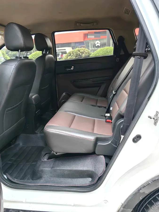 2016 LiFan MaiWei 1.5L 109HP L4 5MT,autocango,china used car exporter,china ev exporter,chinese used car exporter,chinese used ev exporter