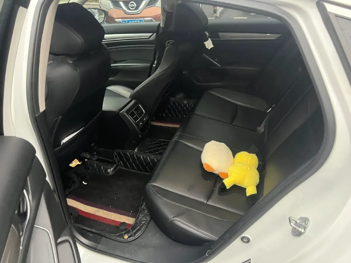 2022 Honda Accord 1.5T 194HP L4 CVT,autocango,china used car exporter,china ev exporter,chinese used car exporter,chinese used ev exporter