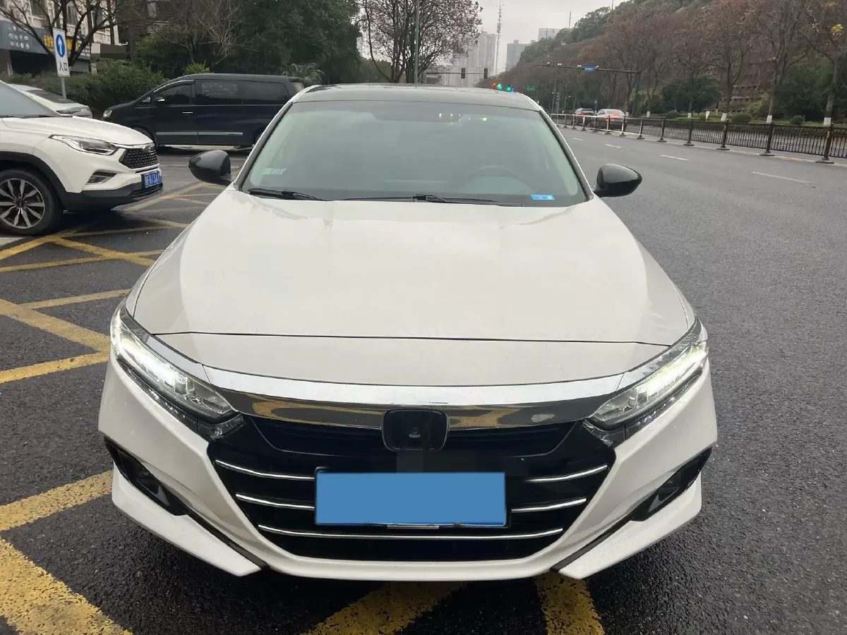 2022 Honda Accord 1.5T 194HP L4 CVT,autocango,china used car exporter,china ev exporter,chinese used car exporter,chinese used ev exporter
