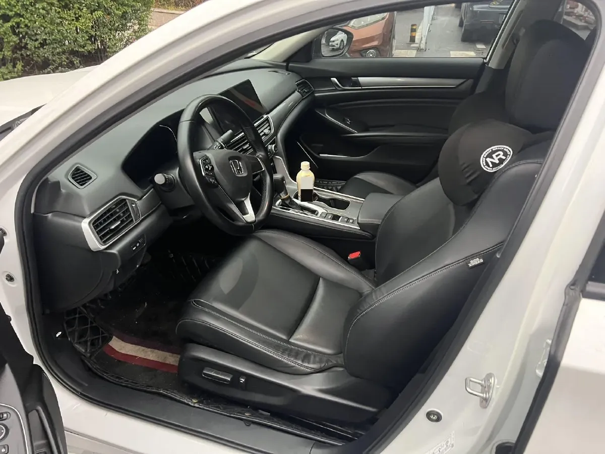 2022 Honda Accord 1.5T 194HP L4 CVT,autocango,china used car exporter,china ev exporter,chinese used car exporter,chinese used ev exporter