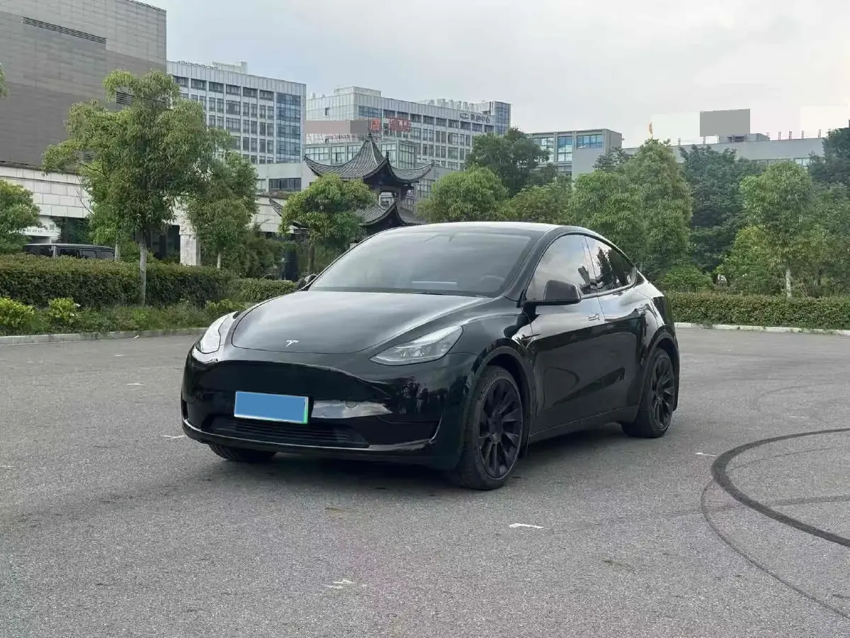 2022 Tesla Model Y BEV 60KWH