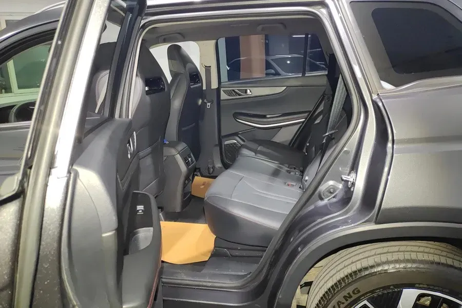 2024 ChangAn CS75 1.5T 188HP L4 7DCT,autocango,china used car exporter,china ev exporter,chinese used car exporter,chinese used ev exporter