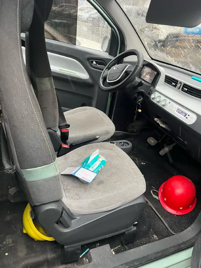 2022 WuLing HongGuang MINI EV BEV 9KWH,autocango,china used car exporter,china ev exporter,chinese used car exporter,chinese used ev exporter