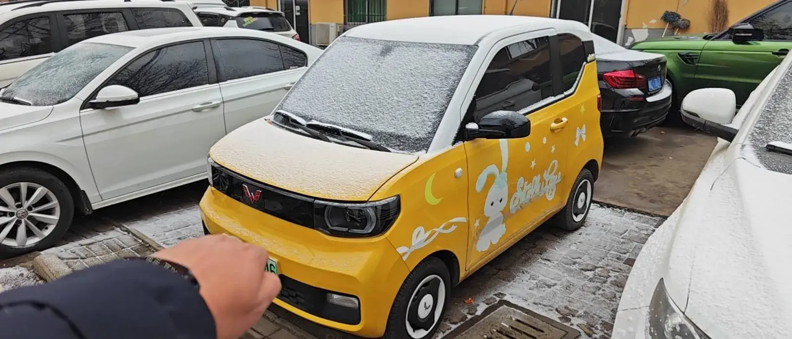 2021 WuLing HongGuang MINI EV BEV 13.9KWH