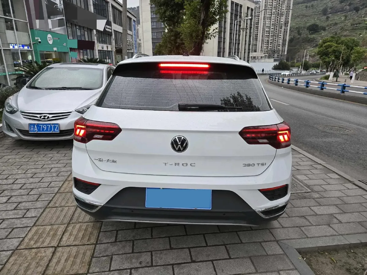 2021 Volkswagen T-Roc 1.4T 150HP L4 7DCT,autocango,china used car exporter,china ev exporter,chinese used car exporter,chinese used ev exporter
