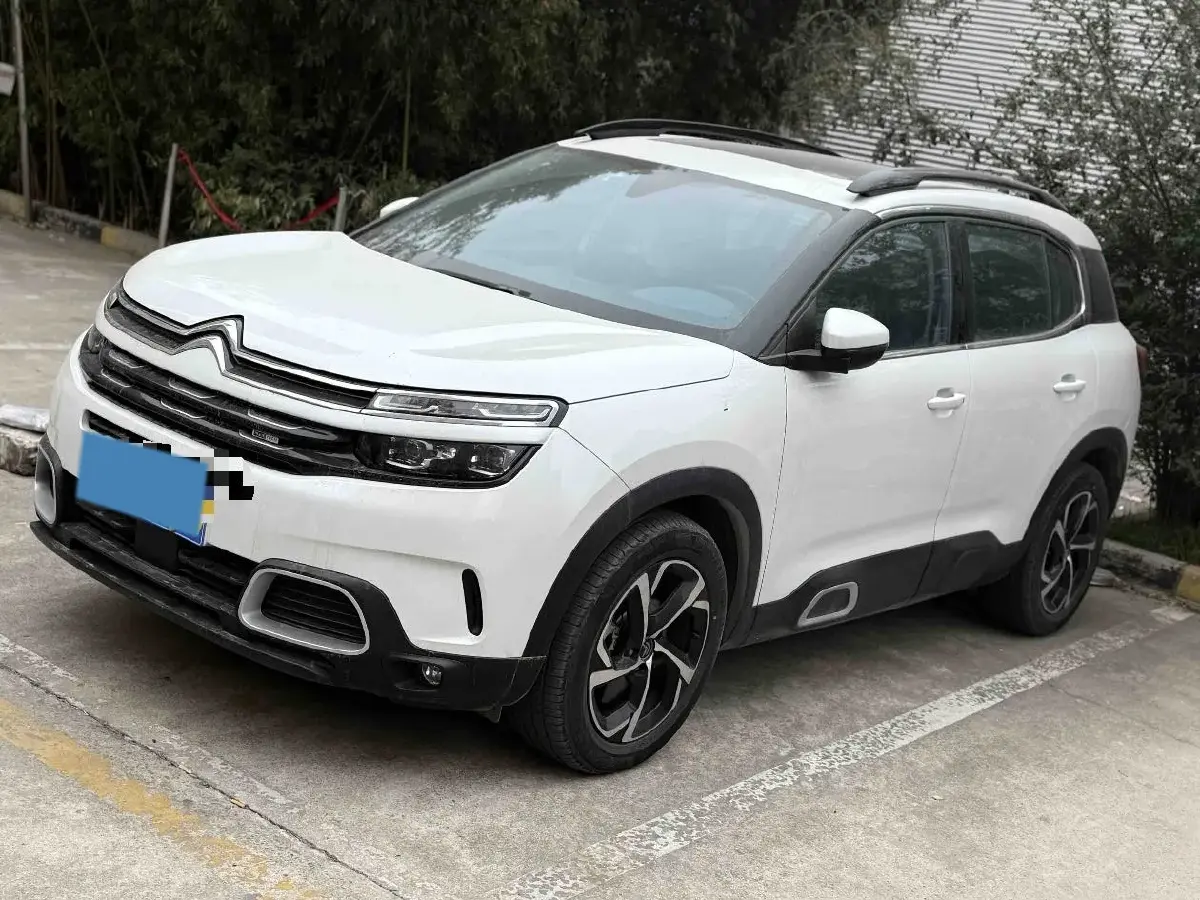 2021 Citroen C5 Aircross 1.8T 211HP L4 8AT
