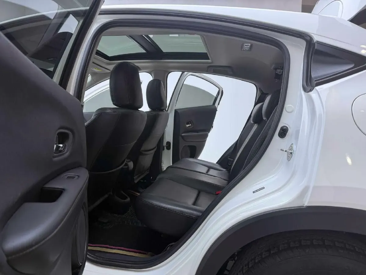 2020 Honda Vezel 1.5L 131HP L4 CVT,autocango,china used car exporter,china ev exporter,chinese used car exporter,chinese used ev exporter