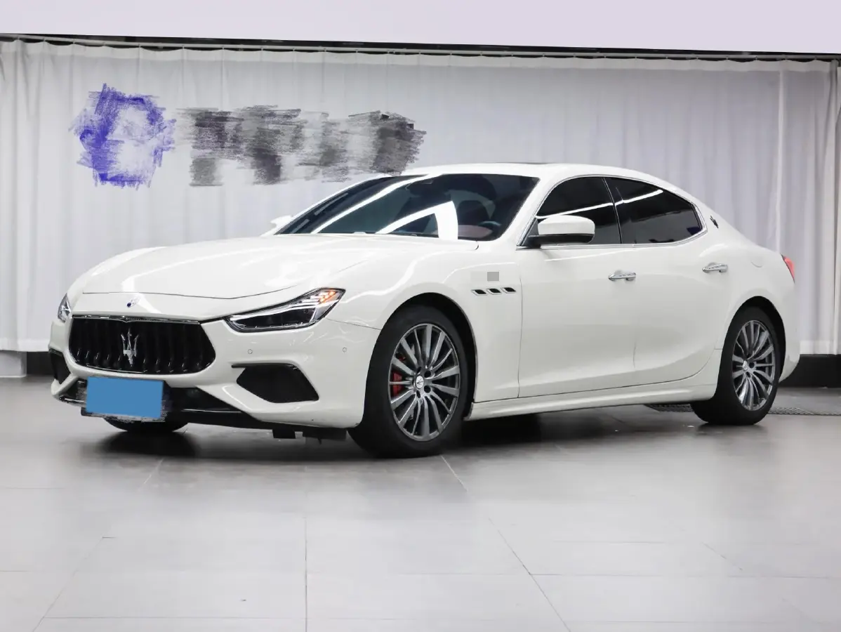2022 Maserati Ghibli 3.0T 350HP V6 8AT
