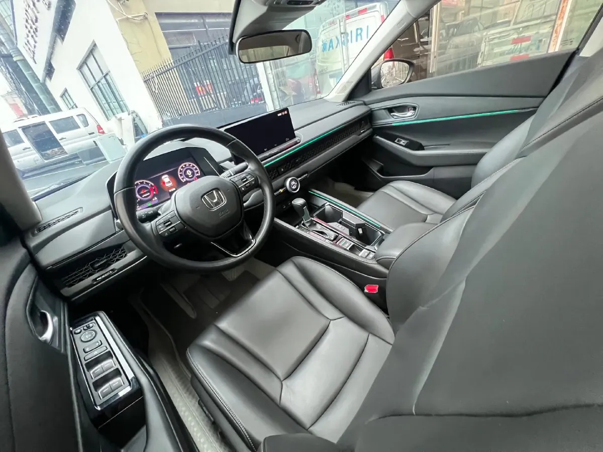 2023 Dongfeng PaLaSuo 2.0T 228HP L4 8AT,autocango,china used car exporter,china ev exporter,chinese used car exporter,chinese used ev exporter