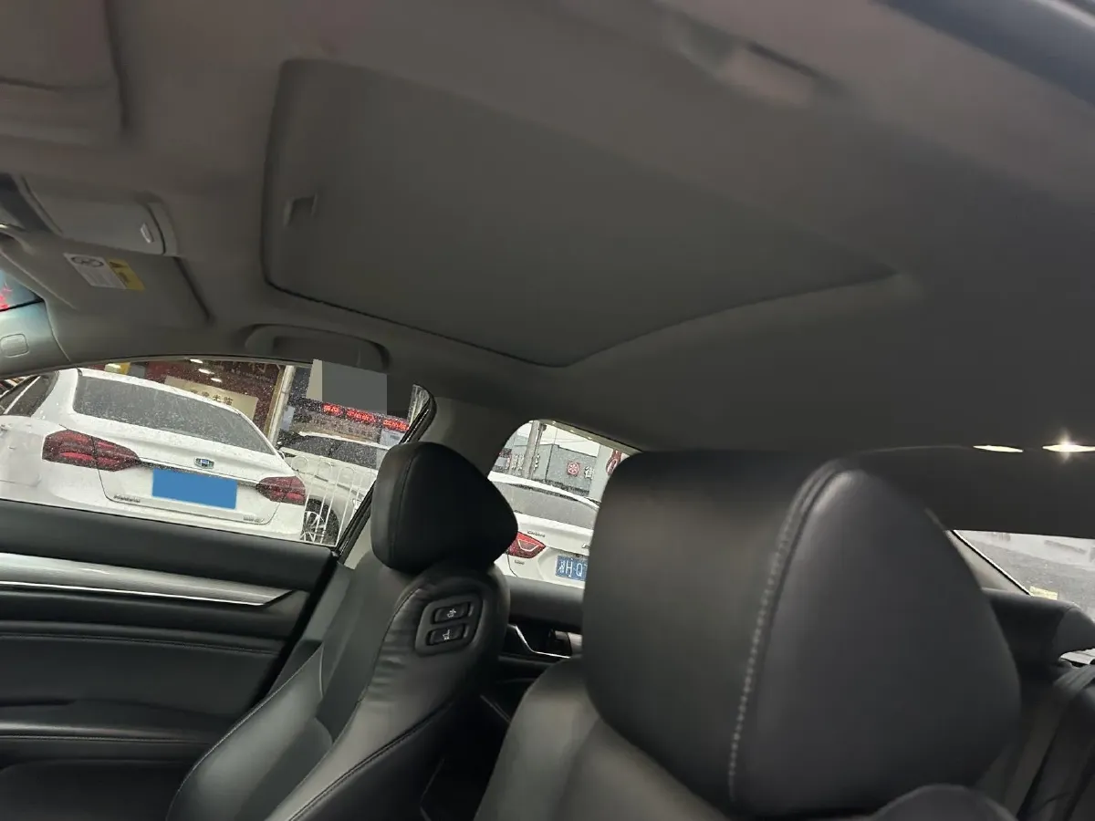 2018 Honda Accord 2.0L 146HP L4 E-CVT Hybrid,autocango,china used car exporter,china ev exporter,chinese used car exporter,chinese used ev exporter