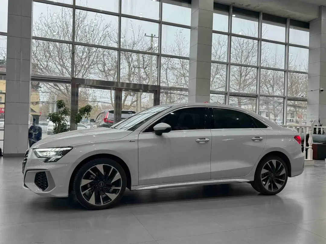 2024 Audi A3 1.4T 150HP L4 7DCT,autocango,china used car exporter,china ev exporter,chinese used car exporter,chinese used ev exporter