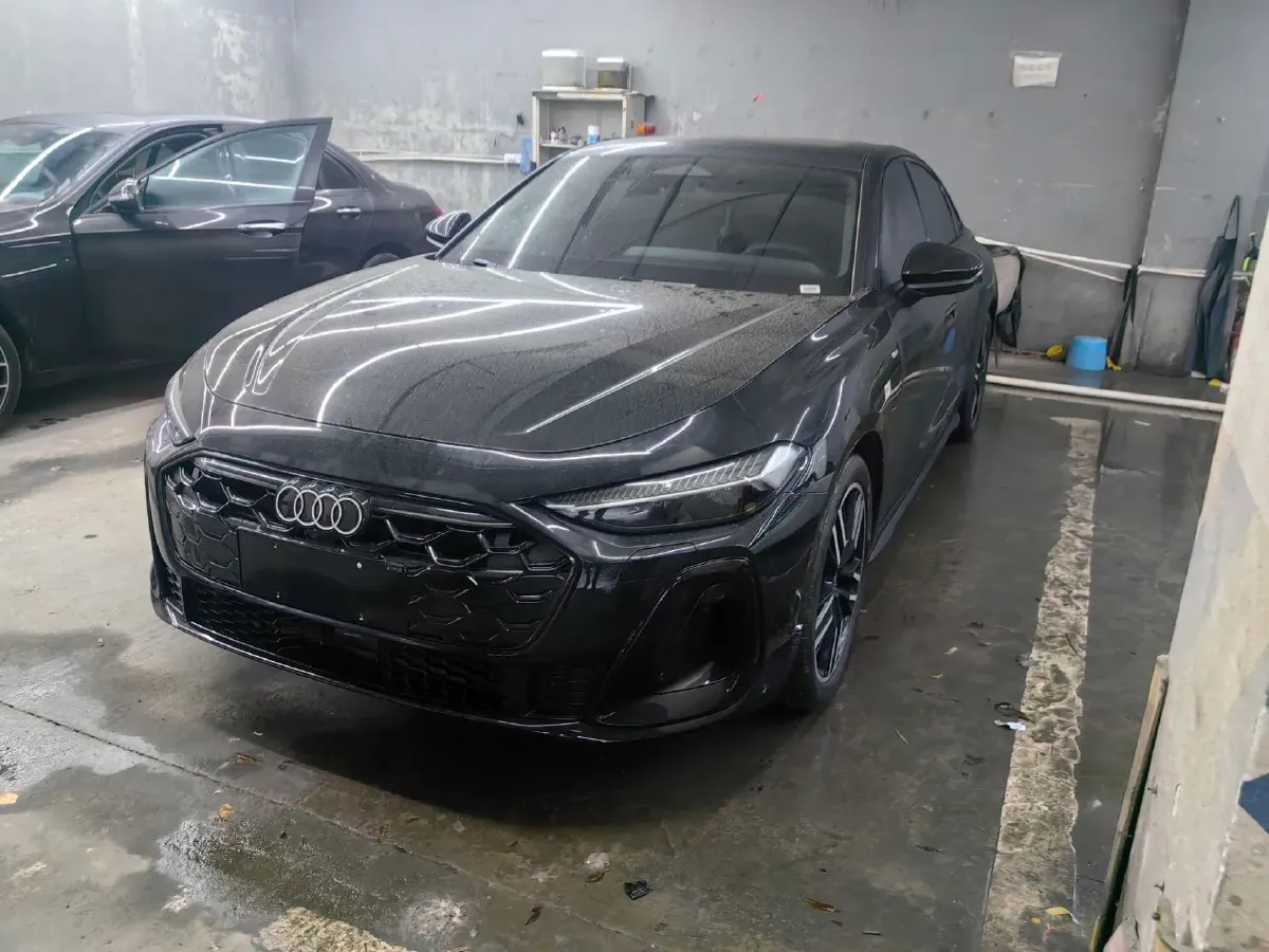 2026 Audi A5L 2.0T 204HP L4 7DCT,autocango,china used car exporter,china ev exporter,chinese used car exporter,chinese used ev exporter