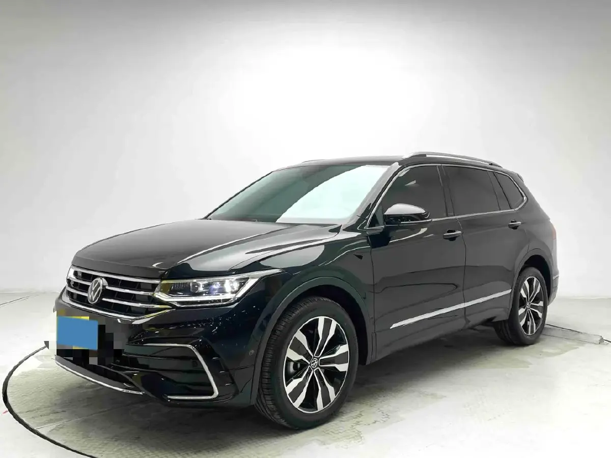 2025 Volkswagen Tiguan L 2.0T 186HP L4 7DCT